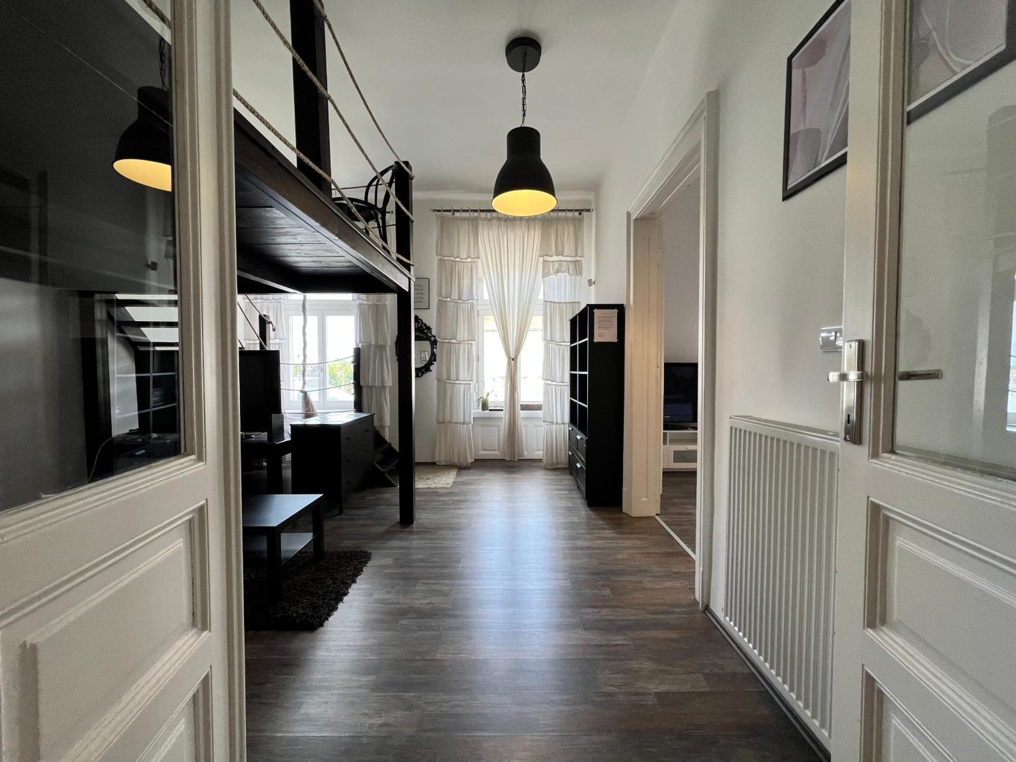 Czingu-Lak Apartment มิชโคลซ์ ภายนอก รูปภาพ
