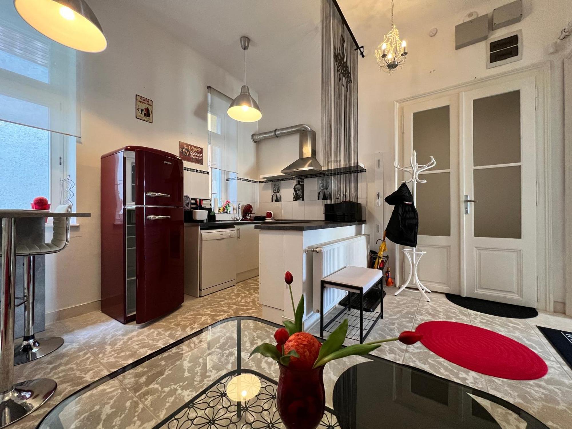 Czingu-Lak Apartment มิชโคลซ์ ภายนอก รูปภาพ
