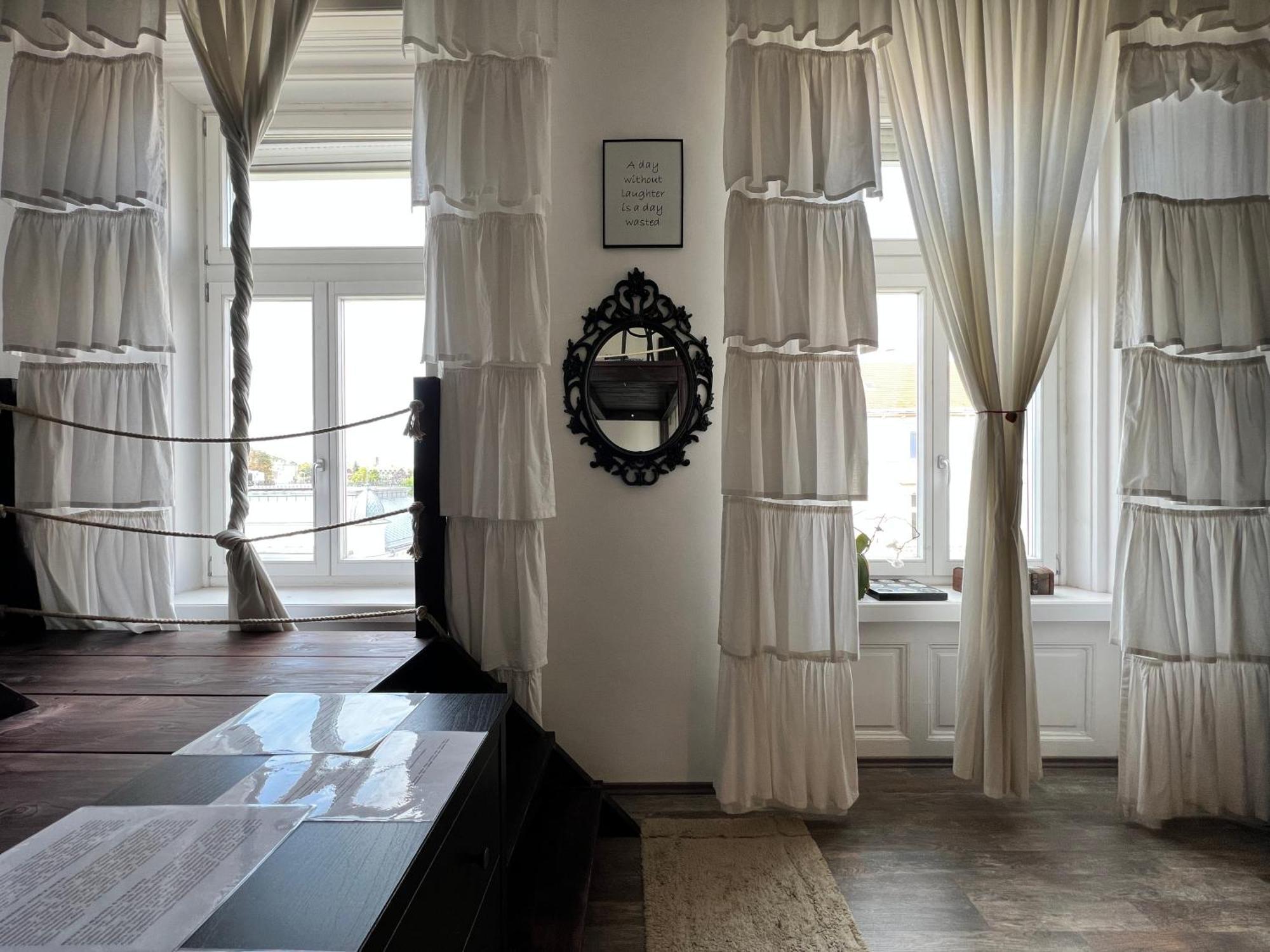 Czingu-Lak Apartment มิชโคลซ์ ภายนอก รูปภาพ