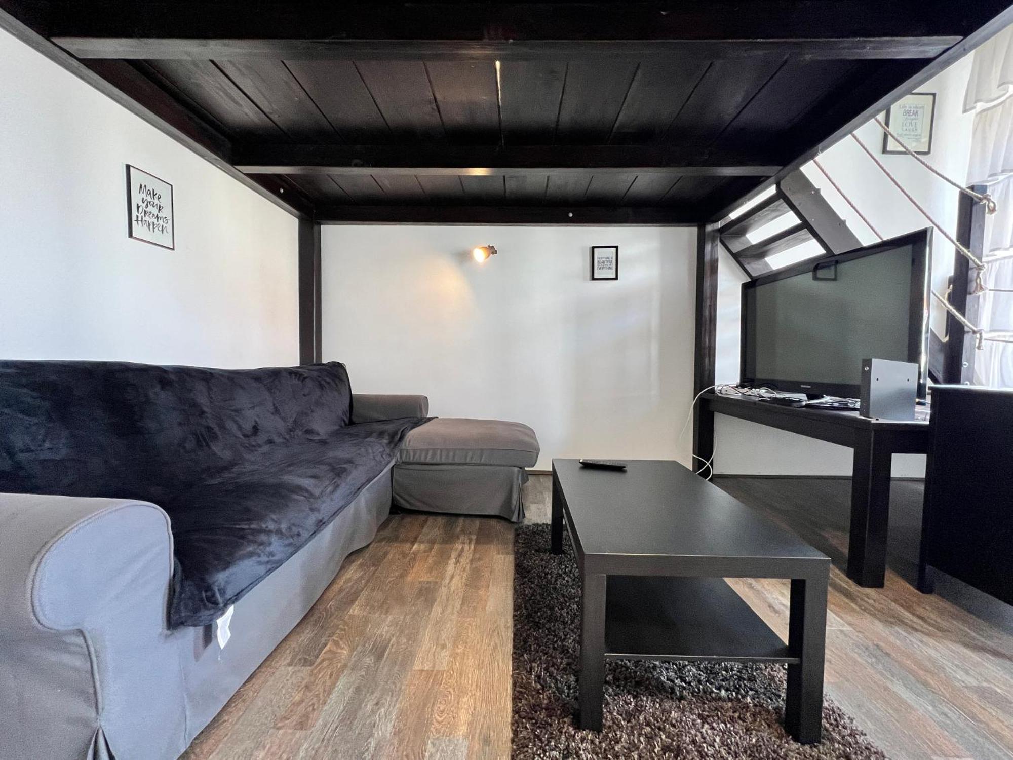 Czingu-Lak Apartment มิชโคลซ์ ภายนอก รูปภาพ
