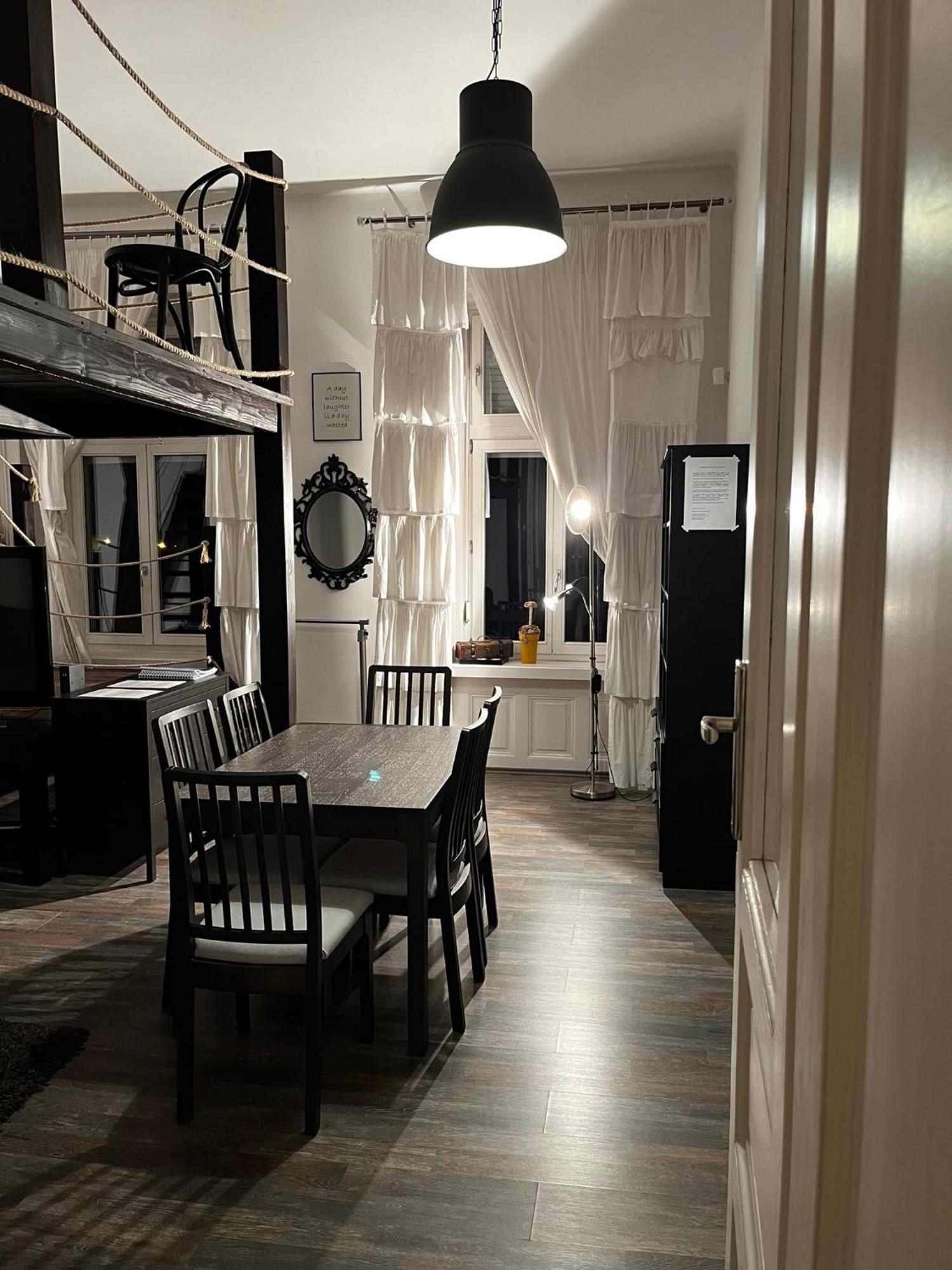 Czingu-Lak Apartment มิชโคลซ์ ภายนอก รูปภาพ